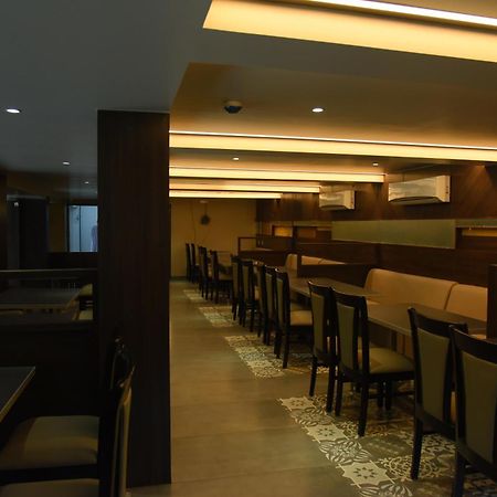Hotel Shahi Executive Malkapur  外观 照片